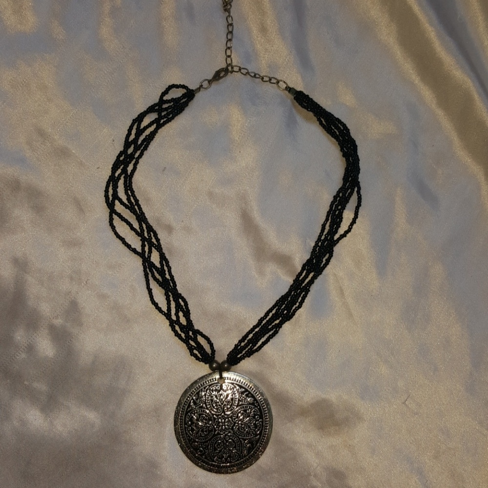 Statement necklace